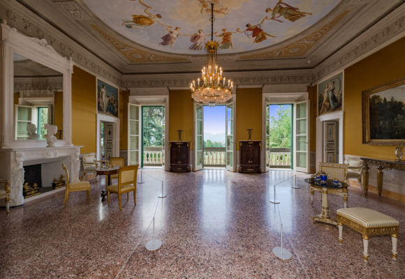 Salone Villa Reale di Marlia ristrutturato