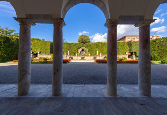 Vista del Teatro d'Acqua dal portico della Villa Reale di Marlia