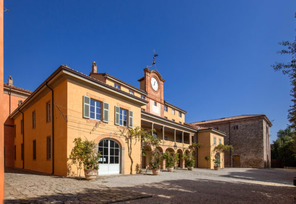 Complesso della Palazzina dell'Orologio, Villa Reale di Marlia - Foto di Vincenzo Tambasco