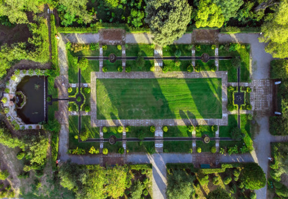 Veduta aerea del Giardino Spagnolo, Villa Reale di Marlia - Foto di Vincenzo Tambasco